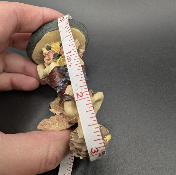 Flower cherub figurine - Picture 5 of 5